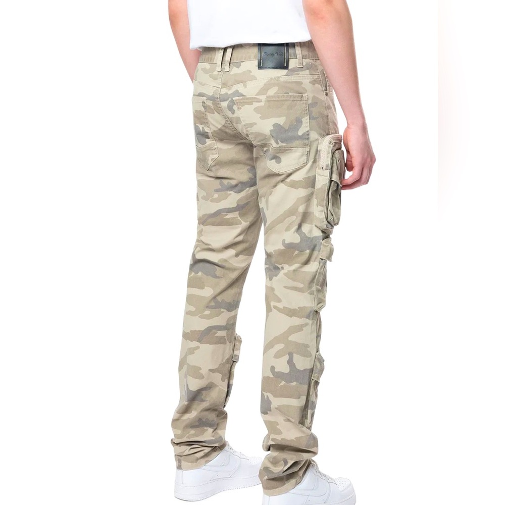 💨 Smoke Rise NY • Men's Camo Cargo Denim Jeans